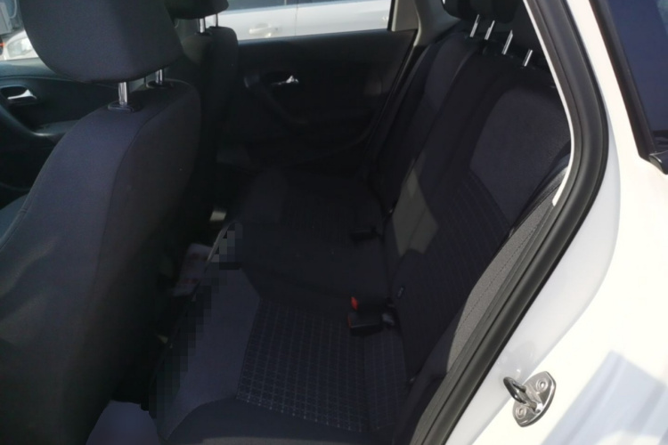 Volkswagen Polo 2016 #13 Volkswagen Polo 2016 car image #13