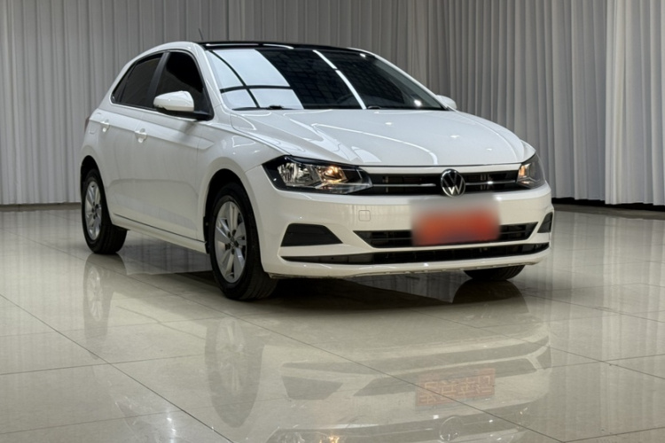 Volkswagen Polo 2021 car image #4