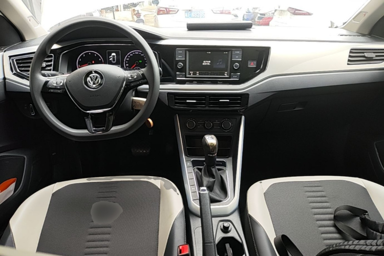 Volkswagen Polo 2019 #10 Volkswagen Polo 2019 car image #10