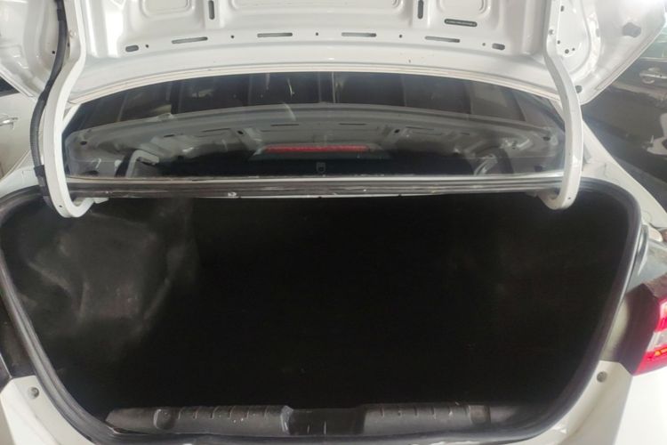 Chery Arrizo 5 2018 immagine di auto #19