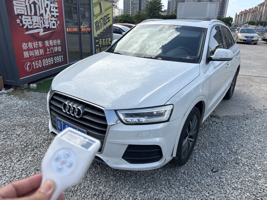 Audi Q3 2019 car image 