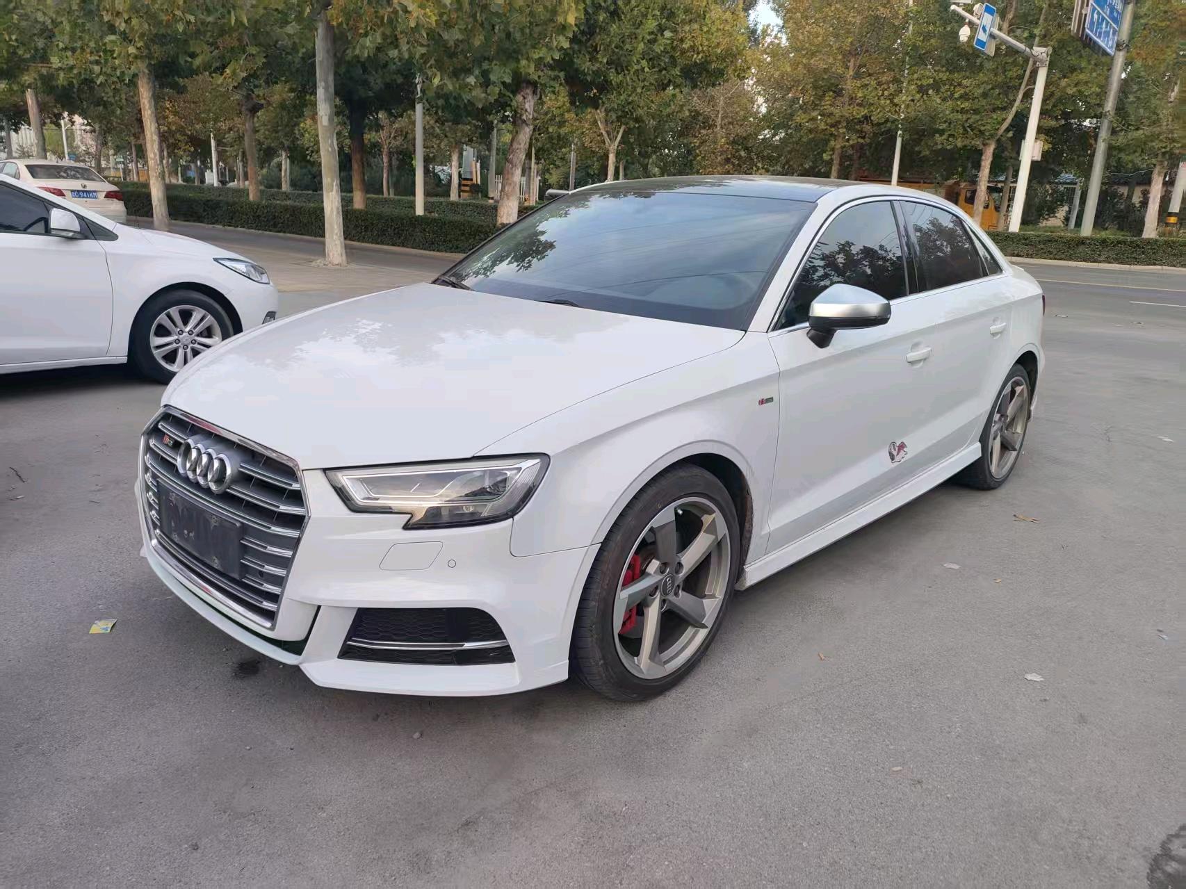 2019 2019 immagine di auto
