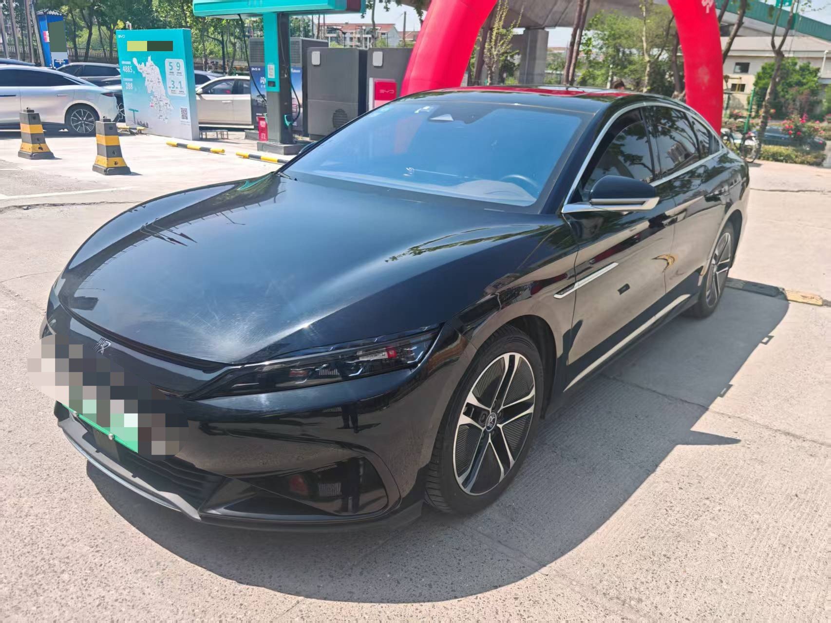 BYD Han 2023 car image 