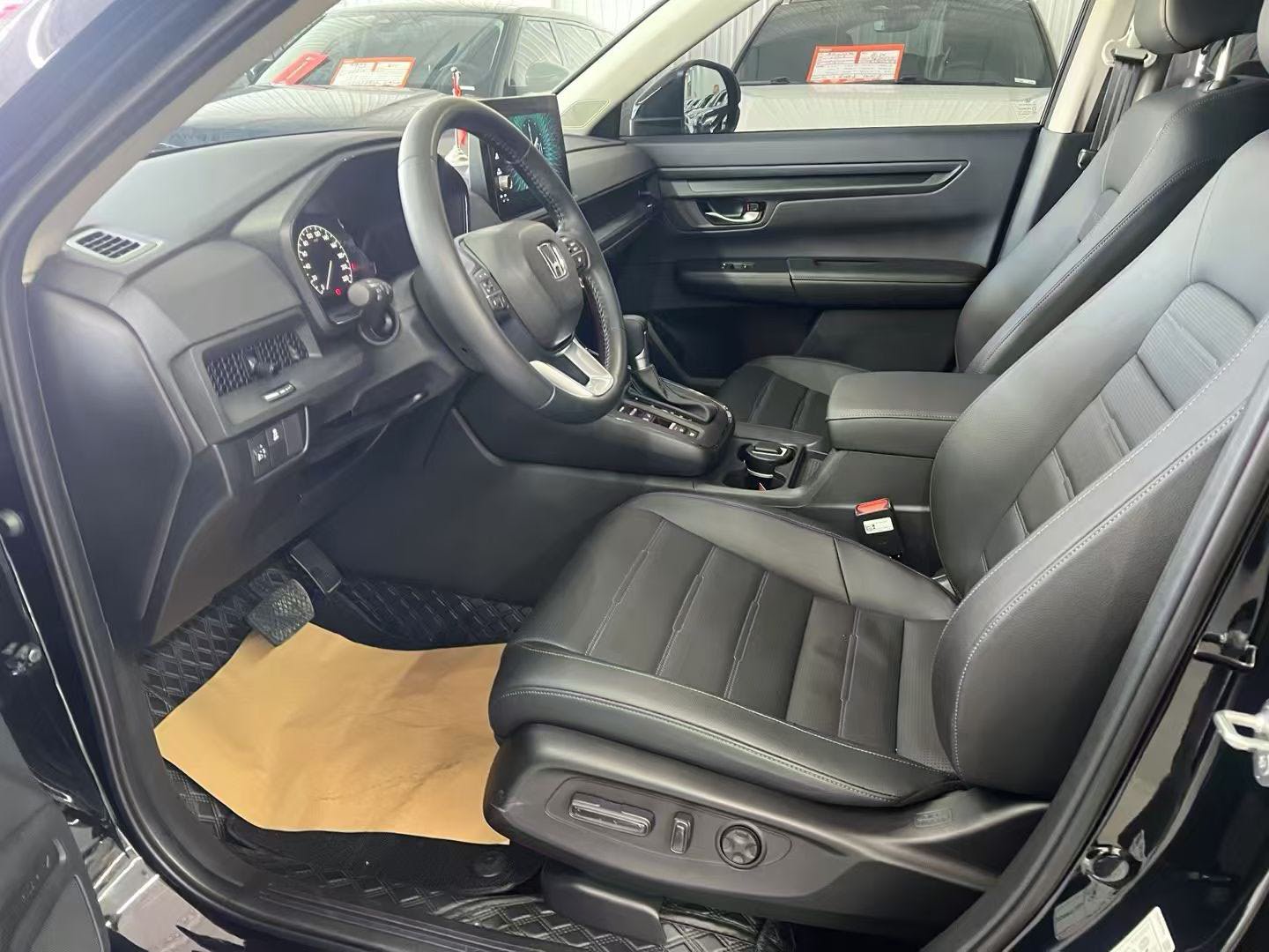 Honda CR-V 2024 car image #2