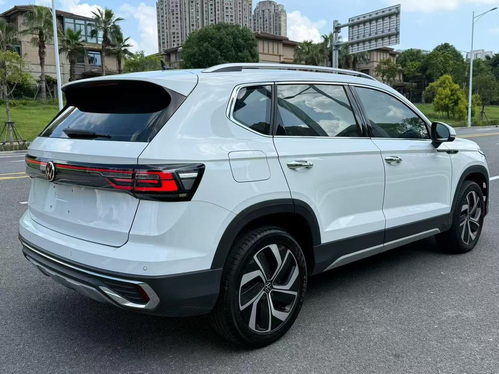 Volkswagen Tharu 2024 car image #6
