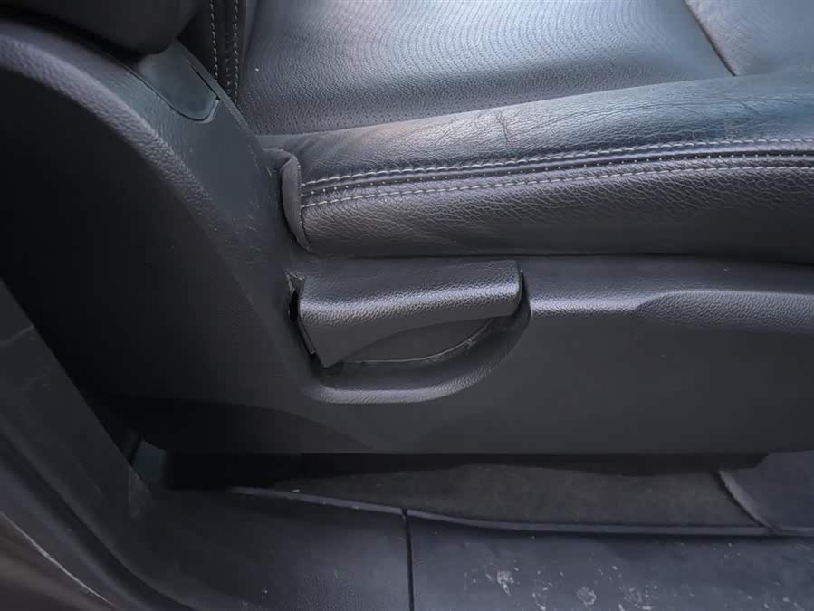 Chevrolet Captiva 2016 imagen de coche #54