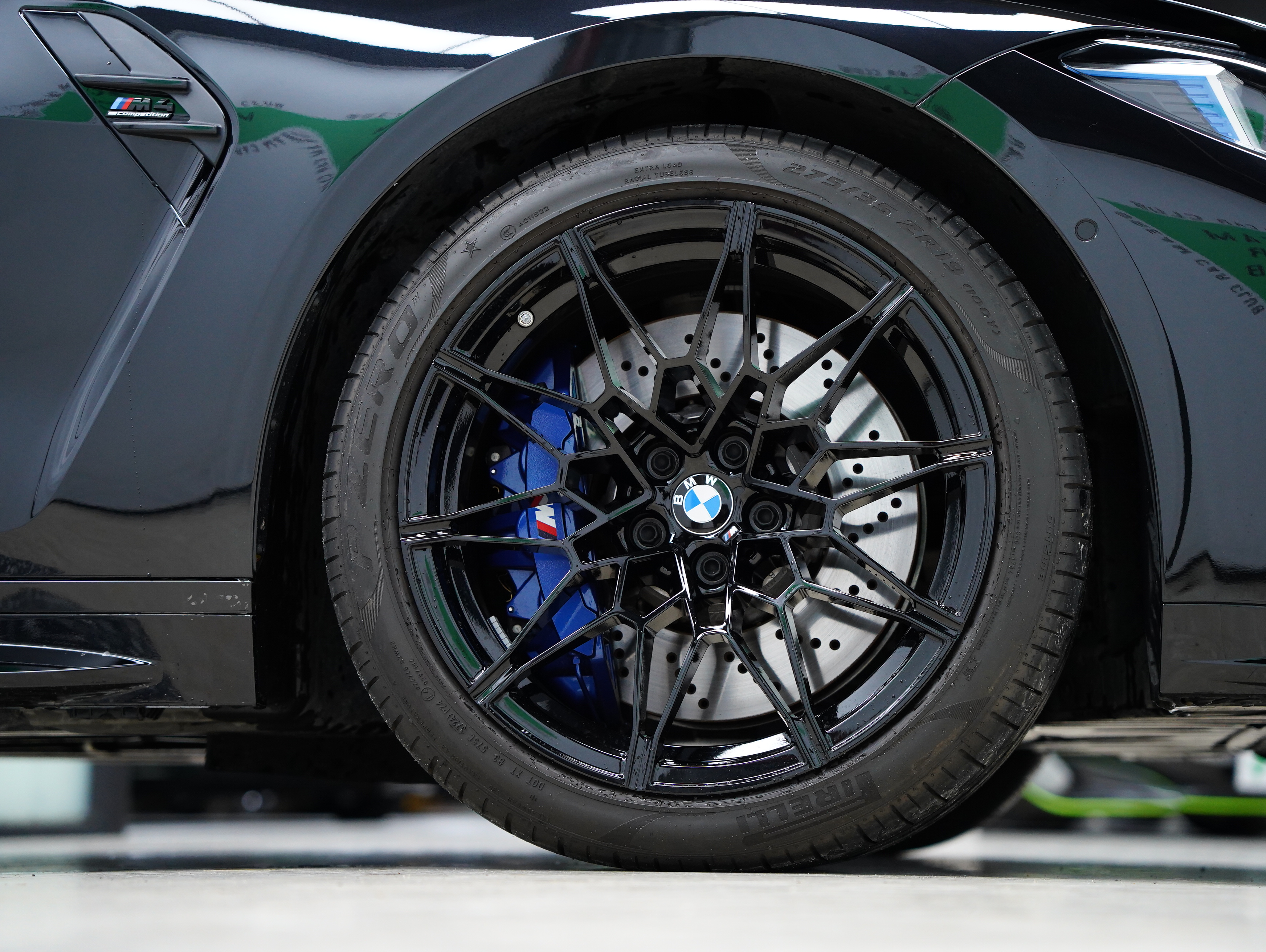 BMW M4 2025 imagen de coche #54