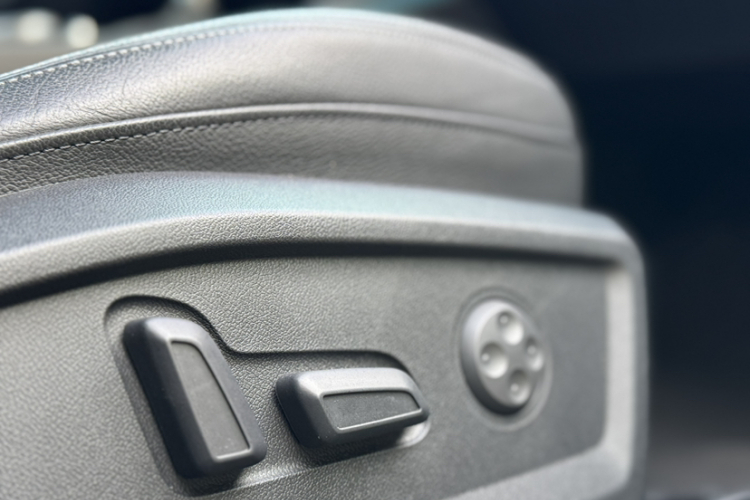 Q2L 2022 car image #54