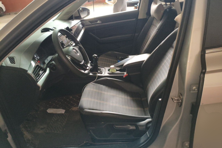 Volkswagen Lavida 2019 car image #19