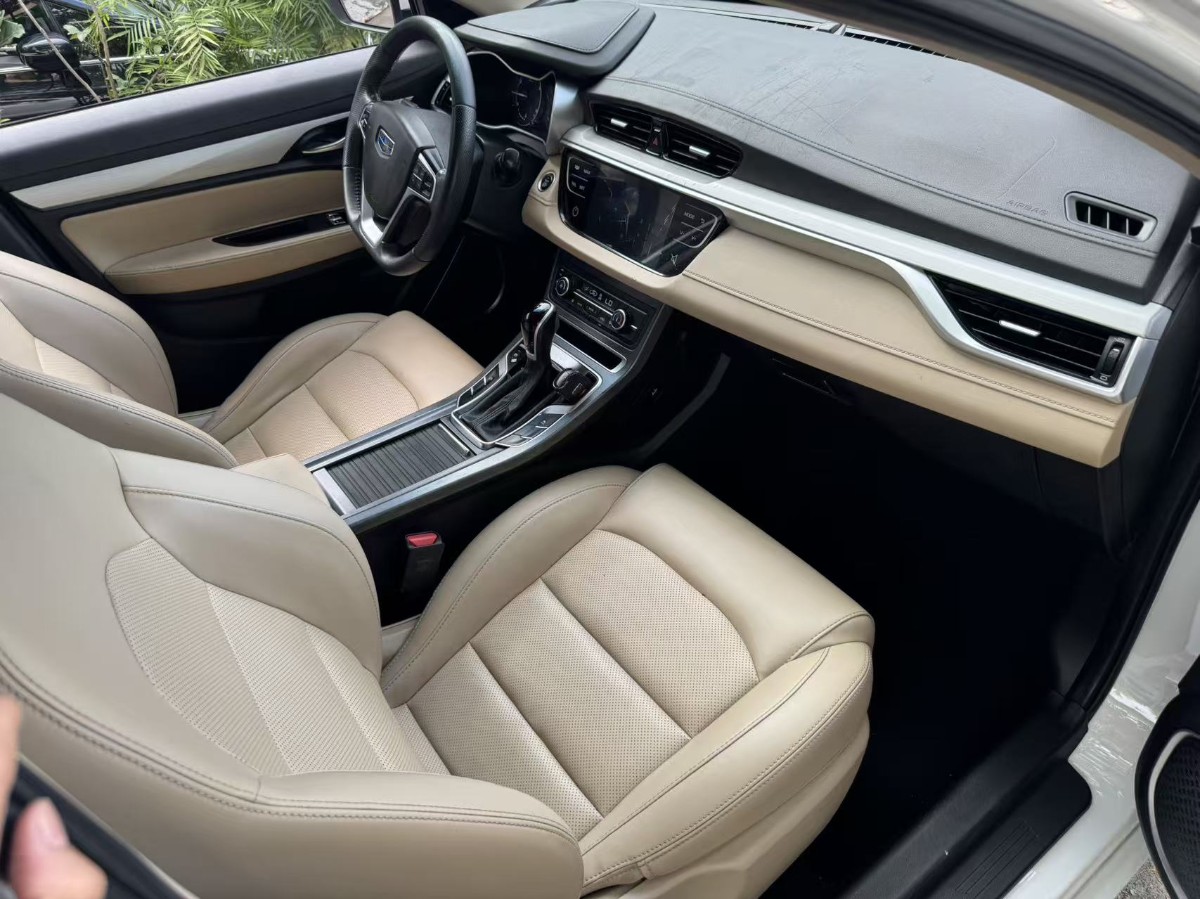 GEELY Emgrand 2019 #7 GEELY Emgrand 2019 car image #7