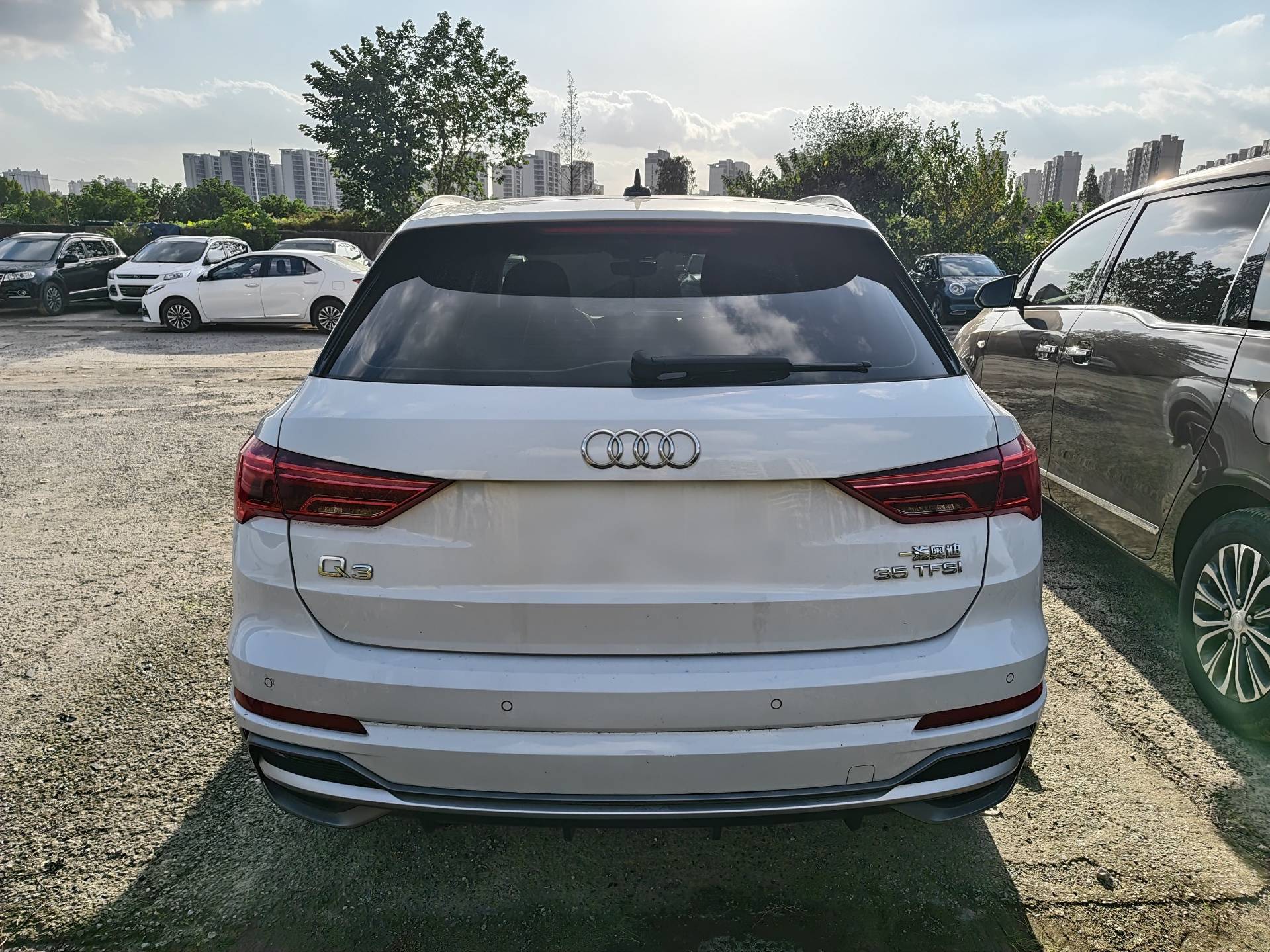 2022 car image #4
