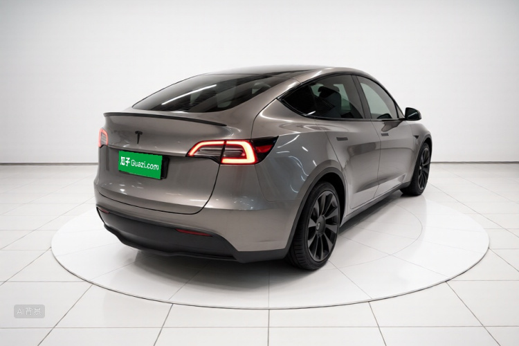 Tesla Model Y 2022 #7 Tesla Model Y 2022 car image #7