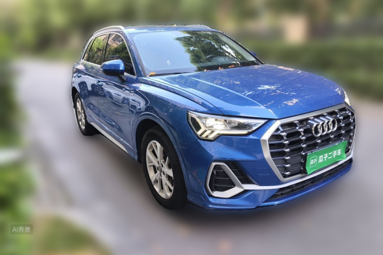 Audi Q3 2019 car image #4