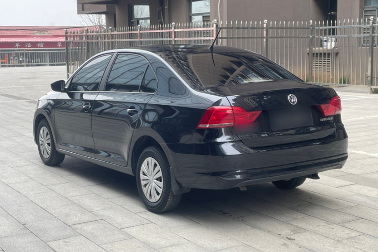 Volkswagen Santana 2017 car image #7