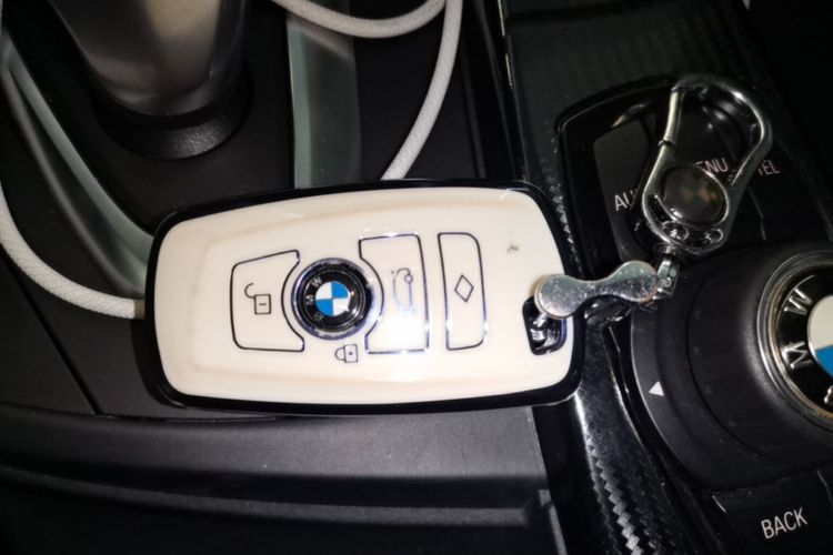 BMW 3 Series 2016 car image #10