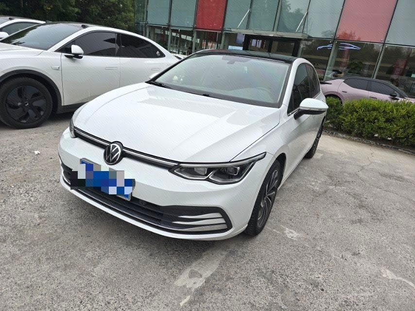 2022 immagine di auto 