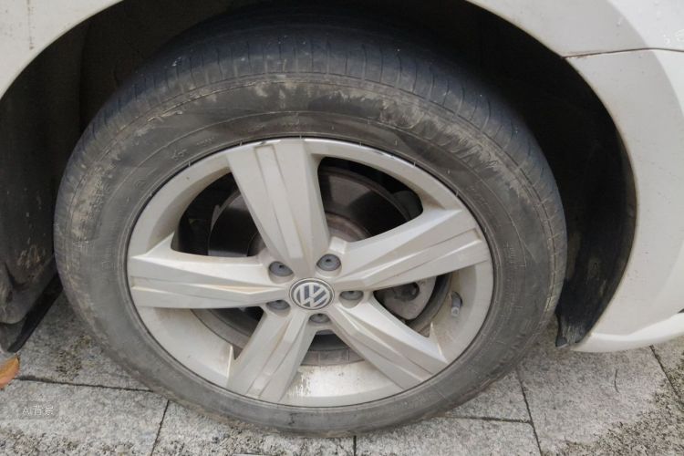 Volkswagen Lavida 2019 car image #9