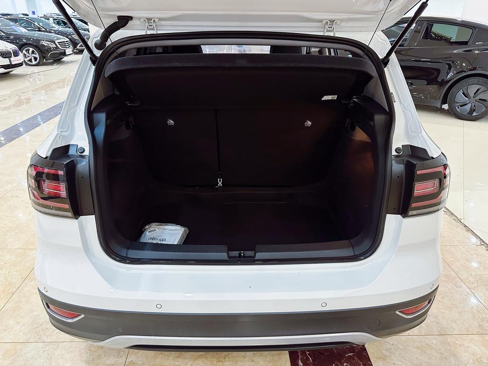 Volkswagen Tacqua 2022 car image #19