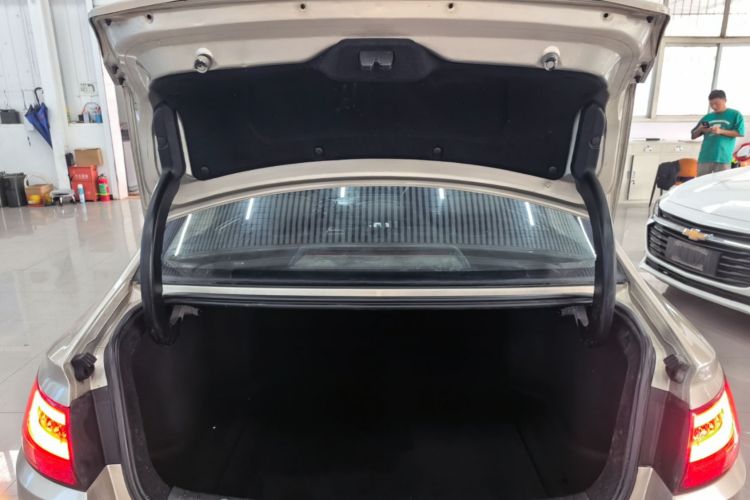 GEELY Emgrand GL 2017 car image #19