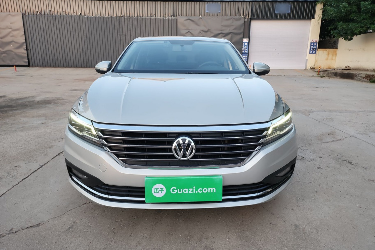 Volkswagen Lavida 2019 imagen de coche #3