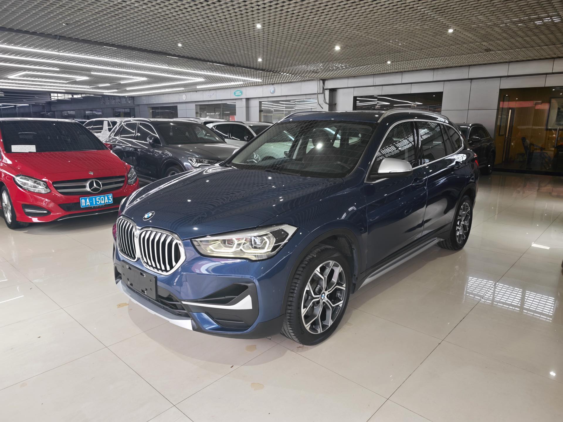 BMW X1 2022 car image 