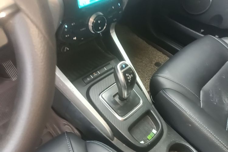 BYD Yuan New Energy 2019 #14 BYD Yuan New Energy 2019 car image #14