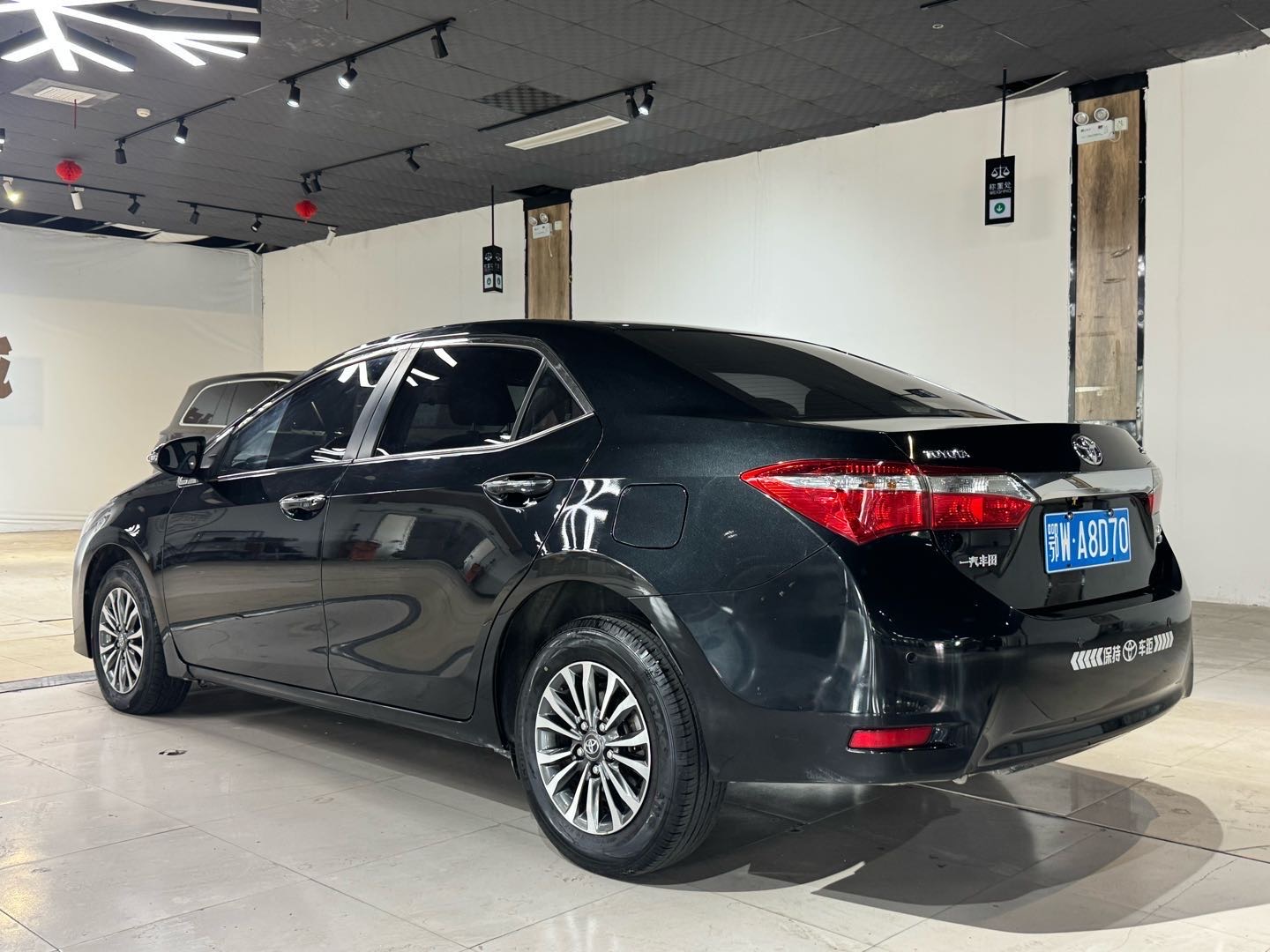 Toyota Corolla 2018 car image #9