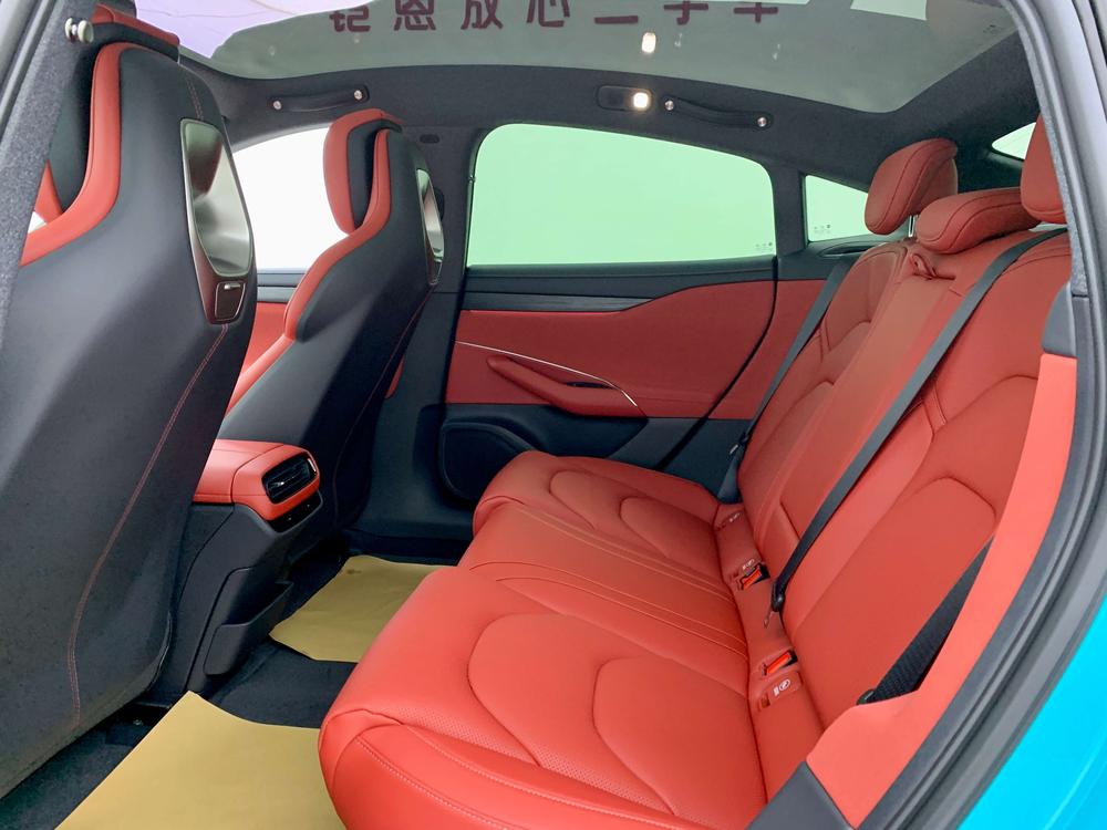 MI SU7 2025 car image #20