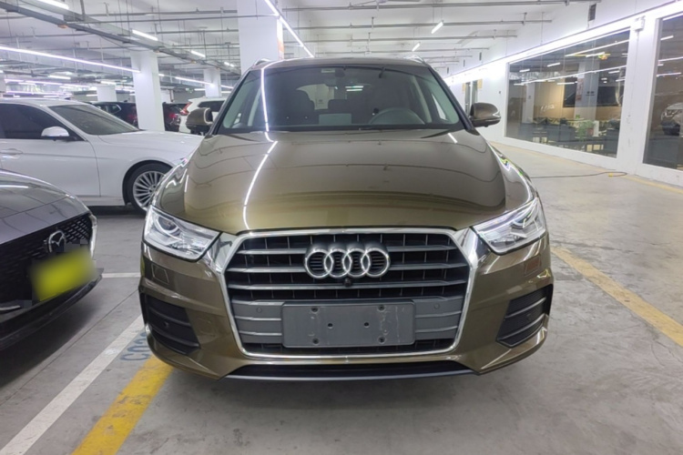 Audi Q3 2017 car image #3