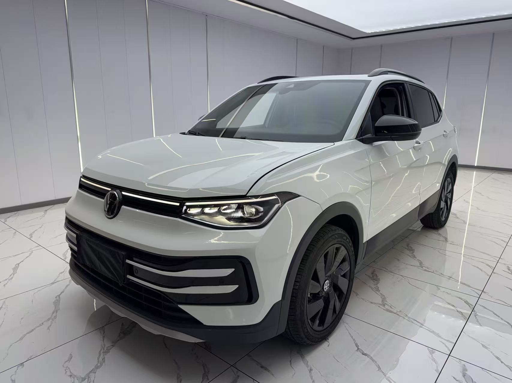 Volkswagen Tharu 2025 car image 