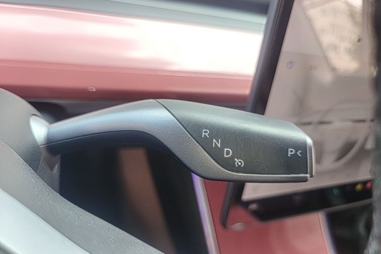 Tesla Model 3 2020 #14 Tesla Model 3 2020 car image #14