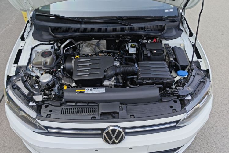 Volkswagen Polo 2023 car image #20