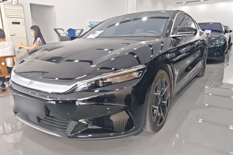 BYD Han 2024 immagine di auto #2