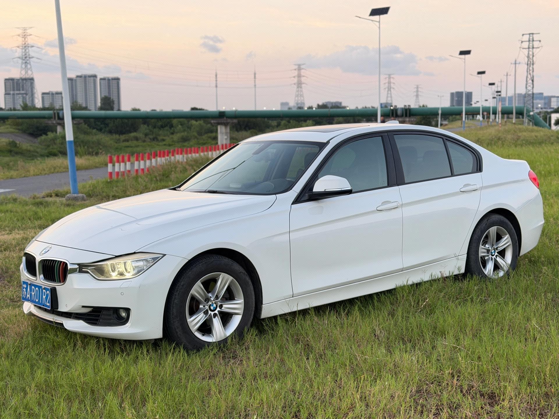 BMW 3 Series 2015 car image 