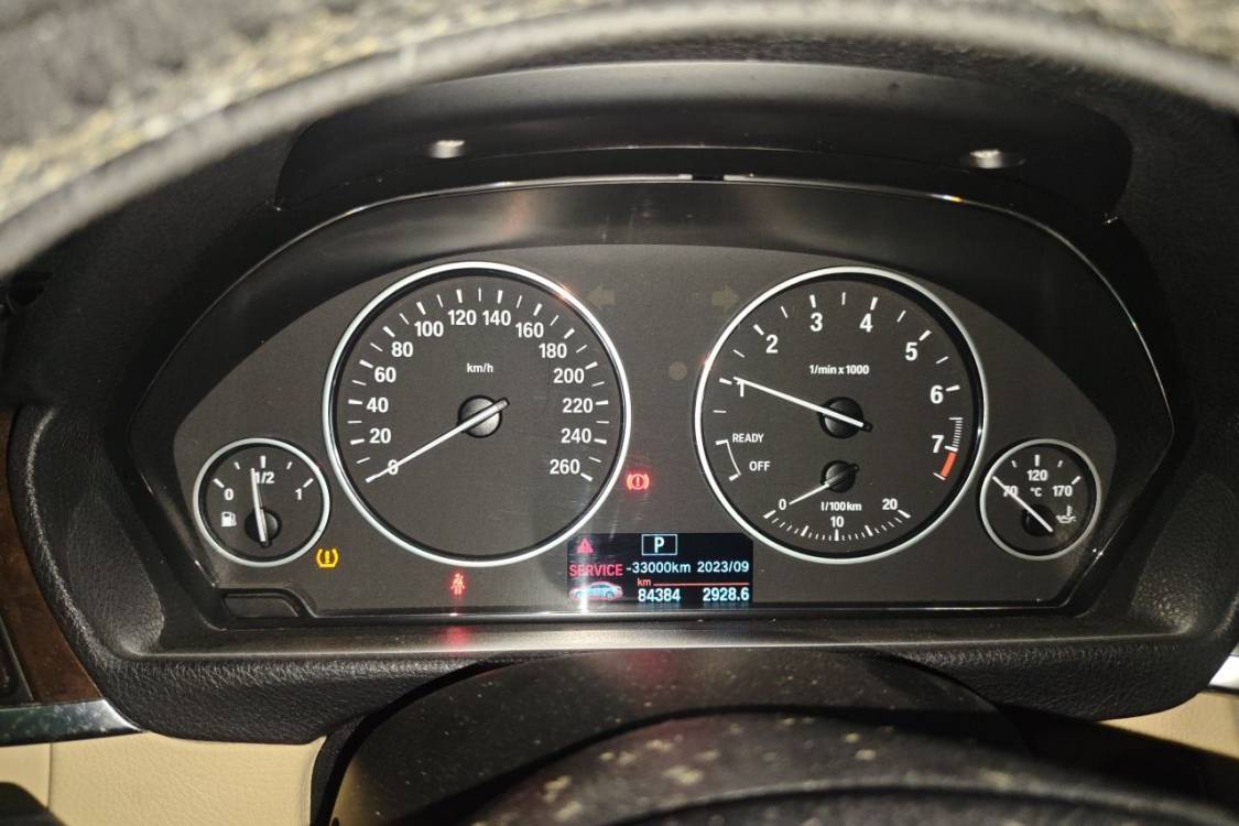 BMW 3 Series 2013 #26 BMW 3 Series 2013 car image #26