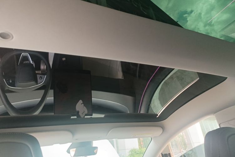 Tesla Model 3 2025 #18 Tesla Model 3 2025 car image #18
