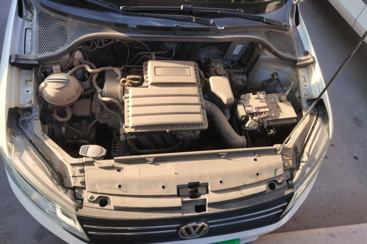 Volkswagen Santana 2017 car image #22