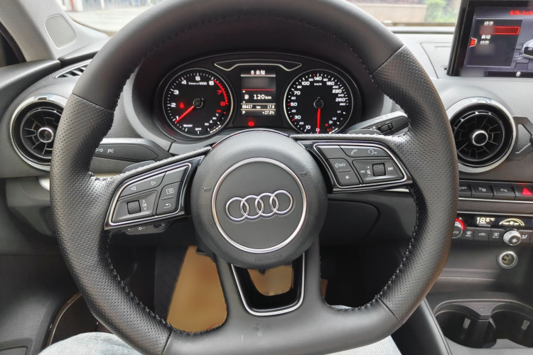 Audi A3 2017 car image #26