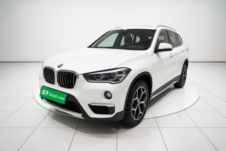 BMW X1 2019 #2 BMW X1 2019 car image #2