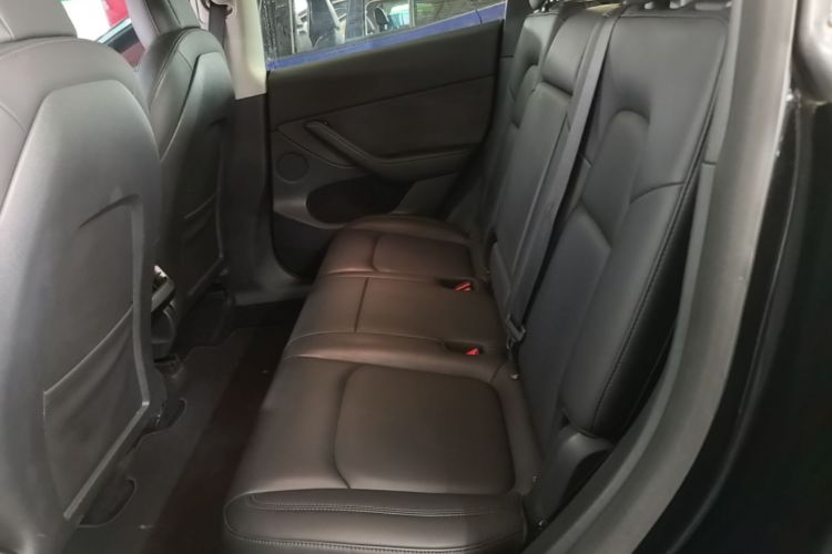 Tesla Model Y 2021 #17 Tesla Model Y 2021 car image #17