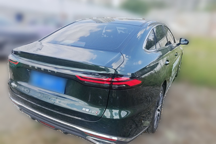 GEELY Emgrand 2025 car image #7