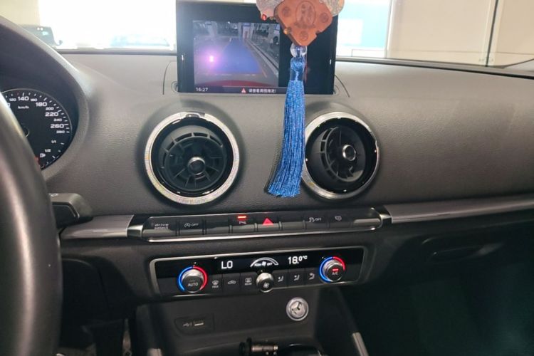 Audi A3 2018 #13 Audi A3 2018 car image #13