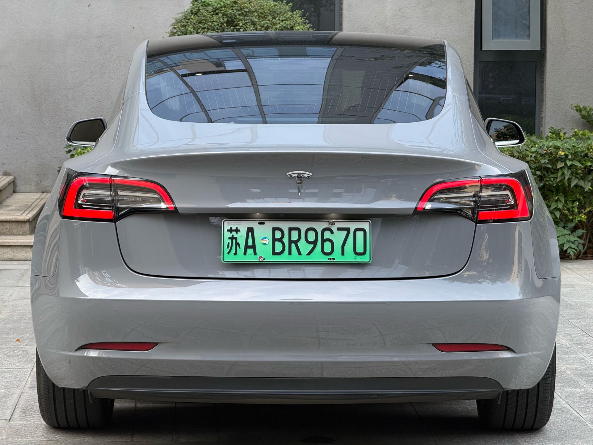 Tesla Model 3 2020 car image #9