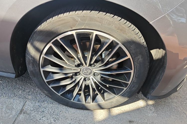 BYD Han 2022 car image #6