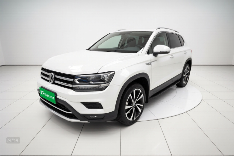 Volkswagen Tharu 2019 car image #2