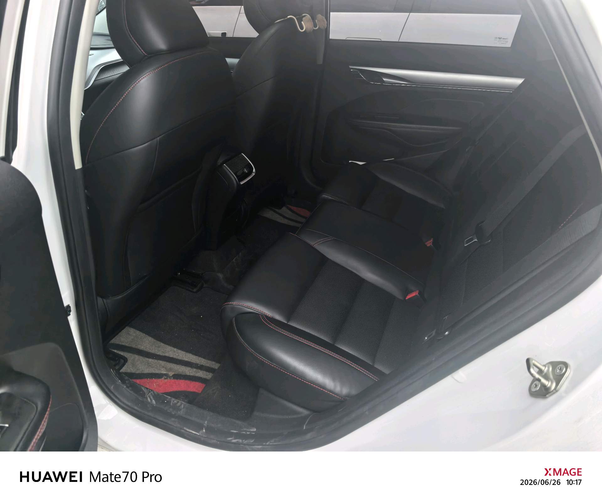 GEELY Binray 2019 car image #4