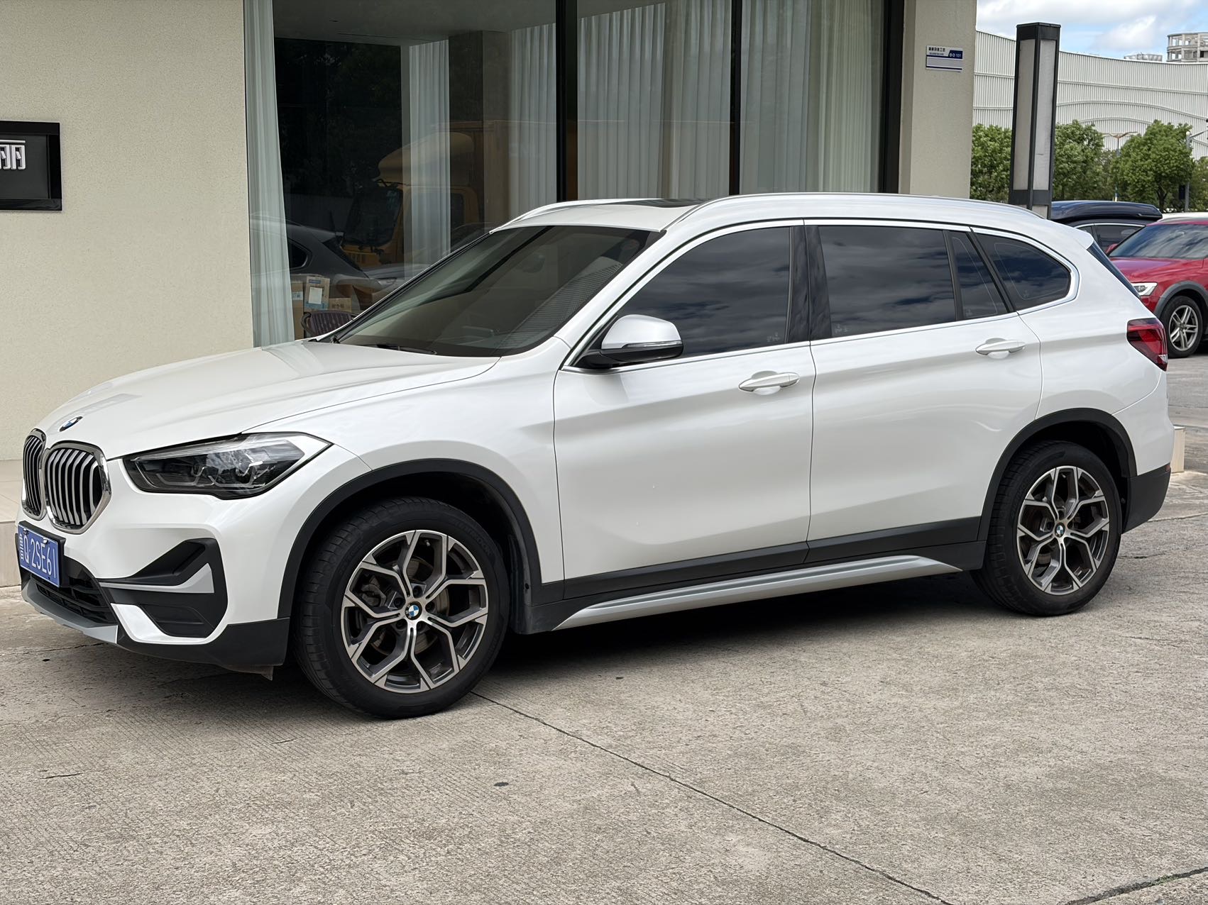 BMW X1 2022 BMW X1 2022 car image