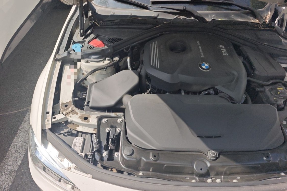 BMW 3 Series 2017 #11 BMW 3 Series 2017 صورة سيارة #11