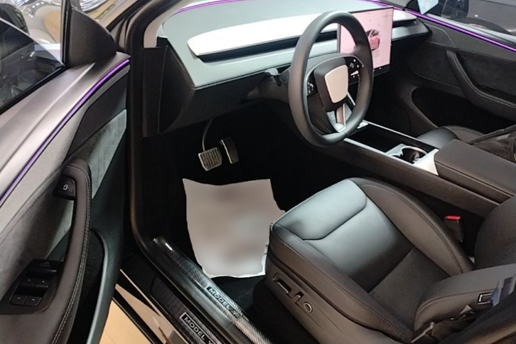 Tesla Model Y 2025 #16 Tesla Model Y 2025 صورة سيارة #16