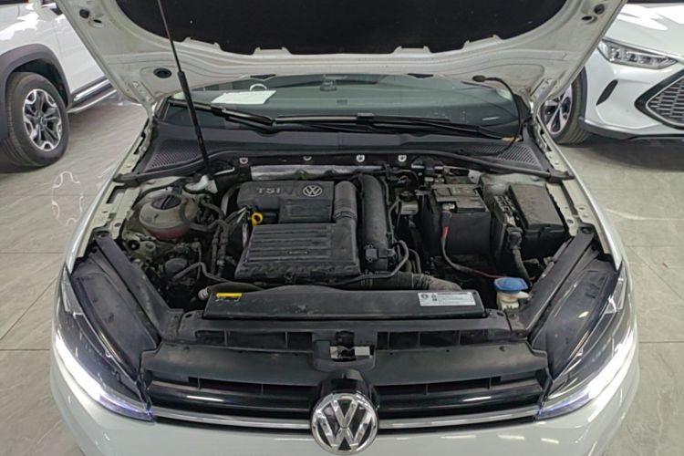 Volkswagen Golf 2019 #20 Volkswagen Golf 2019 car image #20